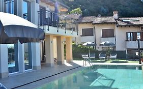 South Apartment With Pool